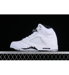 AIR JORDAN 5 RETRO BLACK WHITE SAIL METALLIC SILVER DD0587 110